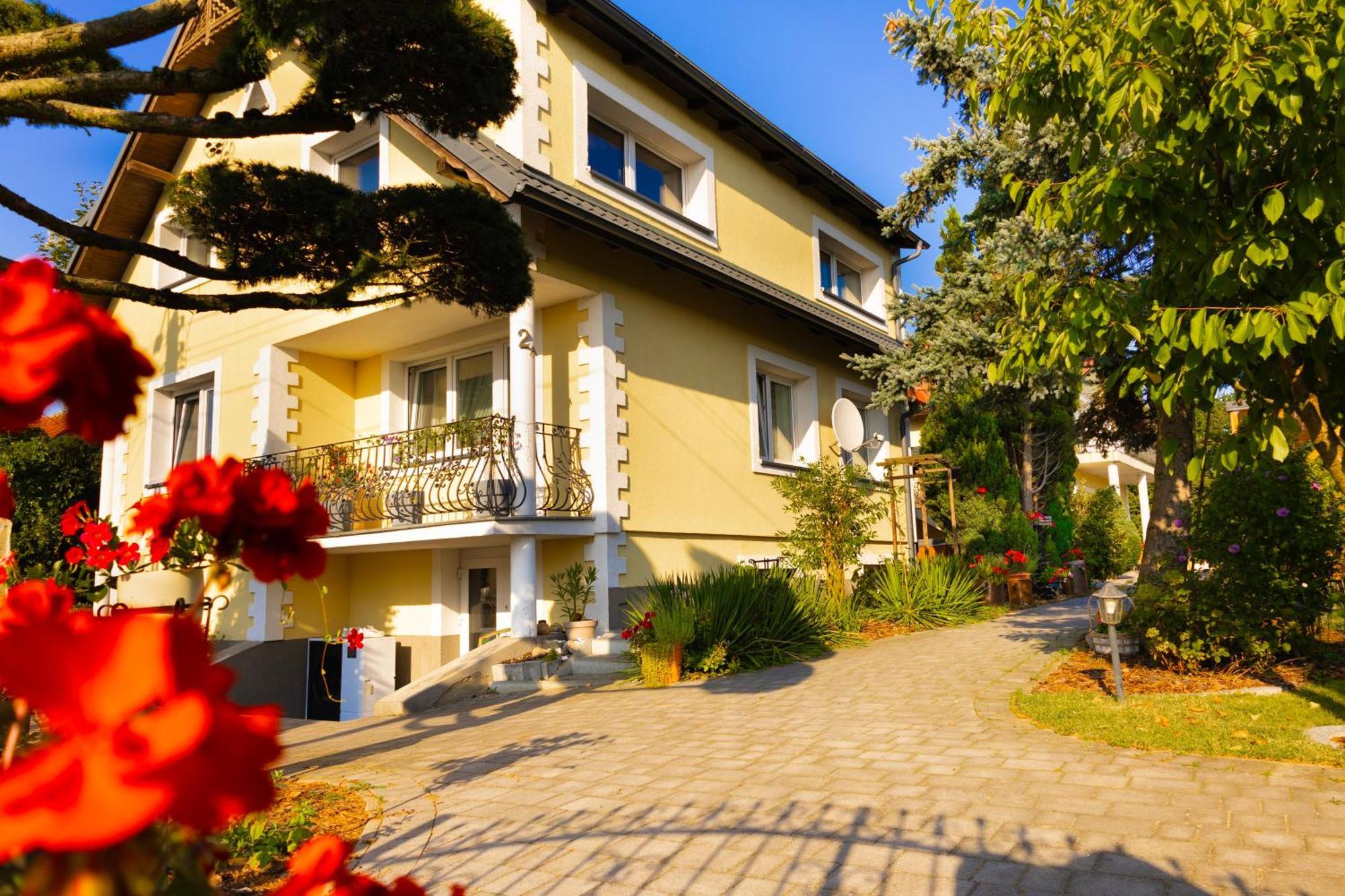 Mkj Mireno Hotel Stegna  Ngoại thất bức ảnh